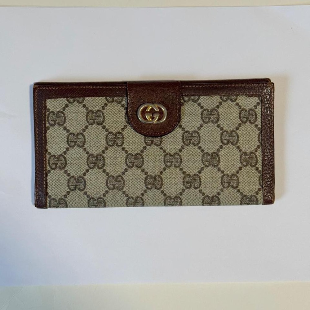 Gucci Canvas Monogram Wallet